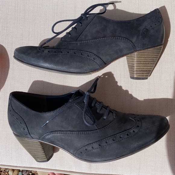 PAUL GREEN Black Nubuck Booties - Picture 5 of 12